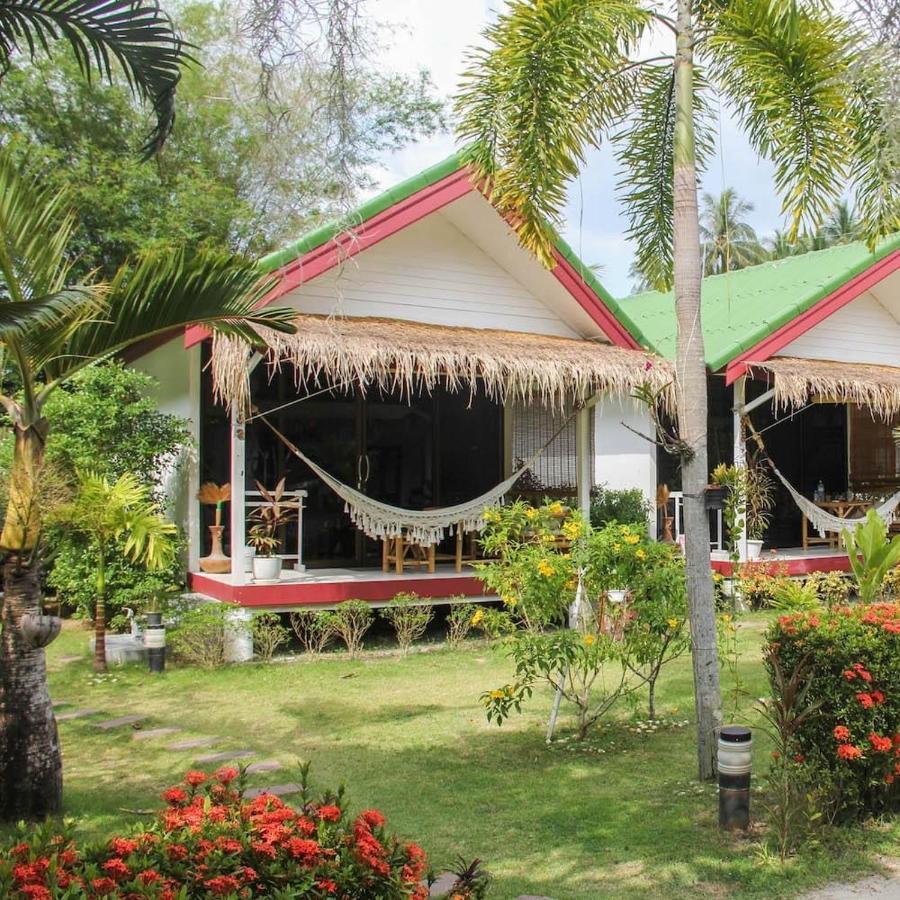 Tropicoco Beach Resort Koh Phangan Haad Yao Exteriör bild